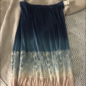 Ombré Lace Long Skirt